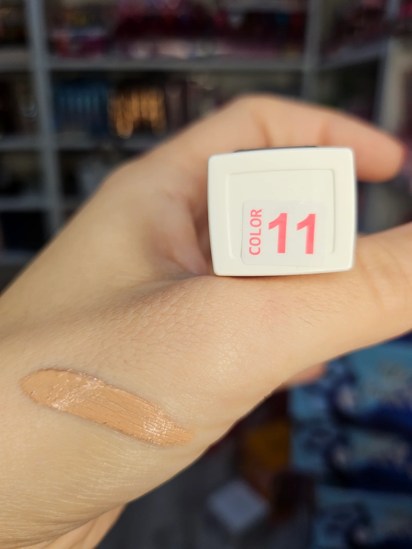 CORRECTOR DE OJERAS SUPER STAR 30H - Leticia Well - Image 4